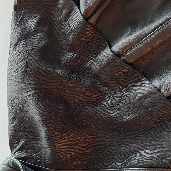 Glampier Women's S Leather Coat - Picture 4 of 7